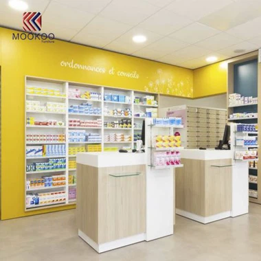 Räätälöity Farmacia-kaupan sisustussuunnittelu