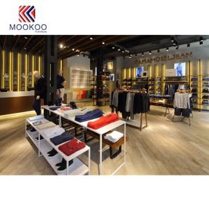 Lady vähittäiskaupan jalusta